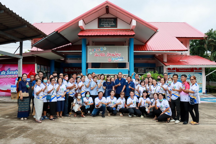 โครงการโรงพยาบาลส่งเสริมสุขภาพตำบลต้นแบบในการดูแลผู้พิการ ผู้สูงอายุ ผู้ป่วยระยะพักฟื้น และผู้ที่มีภาวะพึ่งพิง เพื่อขอรับงบประมาณสนับสนุนกองทุนฟื้นฟูสมรรถภาพจังหวัดแพร่ ประจำปี พ.ศ.2566