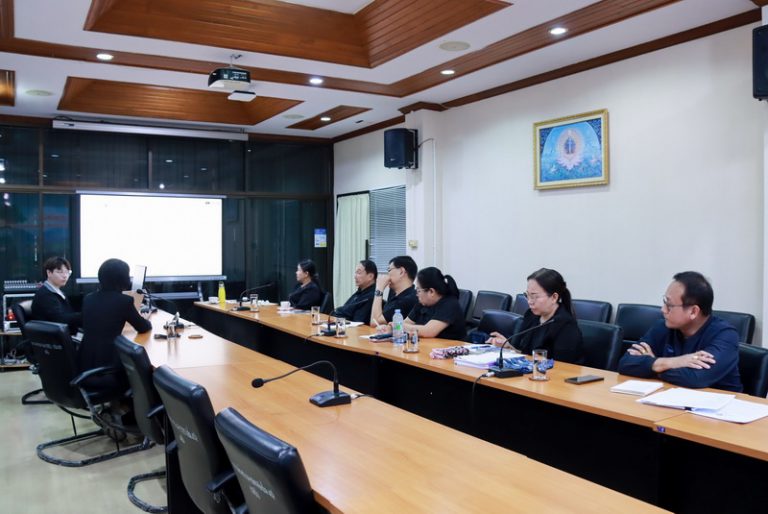 นายกองค์การบริหารส่วนจังหวัดแพร่ ให้การต้อนรับคณะทำงานจากสำนักงานคณะกรรมการสุขภาพแห่งชาติ