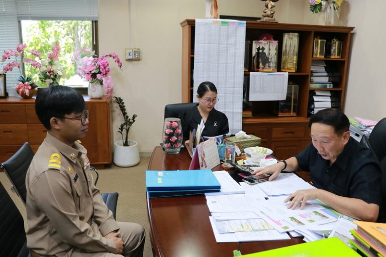 องค์การบริหารส่วนจังหวัดแพร่ ให้การต้อนรับข้าราชการรายงานตัวบรรจุเข้ารับราชการใหม่ (ผู้สอบแข่งขันได้บัญชี กสถ. )