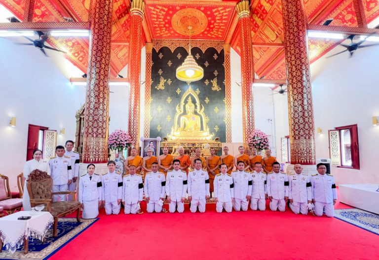 พิธีเจริญพระพุทธมนต์และทำบุญตักบาตร เฉลิมพระเกียรติ สมเด็จพระเจ้าน้องนางเธอ เจ้าฟ้าจุฬาภรณวลัยลักษณ์ อัครราชกุมารี กรมพระศรีสวางควัฒน วรขัตติยราชนารี เนื่องในโอกาสวันคล้ายวันประสูติ 4 กรกฎาคม