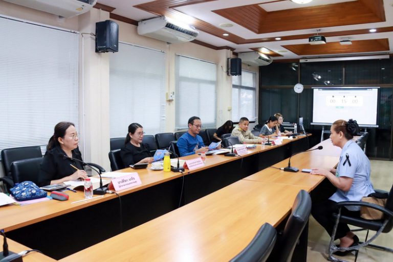 องค์การบริหารส่วนจังหวัดแพร่ ดำเนินการประเมินบุคคลด้วยวิธีสัมภาษณ์ เพื่อประกอบการพิจารณารับโอนเข้ารับราชการในสังกัดองค์การบริหารส่วนจังหวัดแพร่ ตำแหน่ง พยาบาลวิชาชีพ