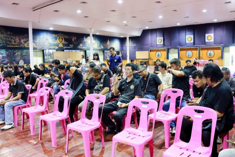 องค์การบริหารส่วนจังหวัดแพร่ ร่วมกับสำนักงานประกันสังคมจังหวัดแพร่ สำนักงานสวัสดิการและคุ้มครองแรงงานจังหวัดแพร่ จัดการอบรมชี้แจง เรื่อง สิทธิ หน้าที่ สวัสดิการของผู้ประกันตน