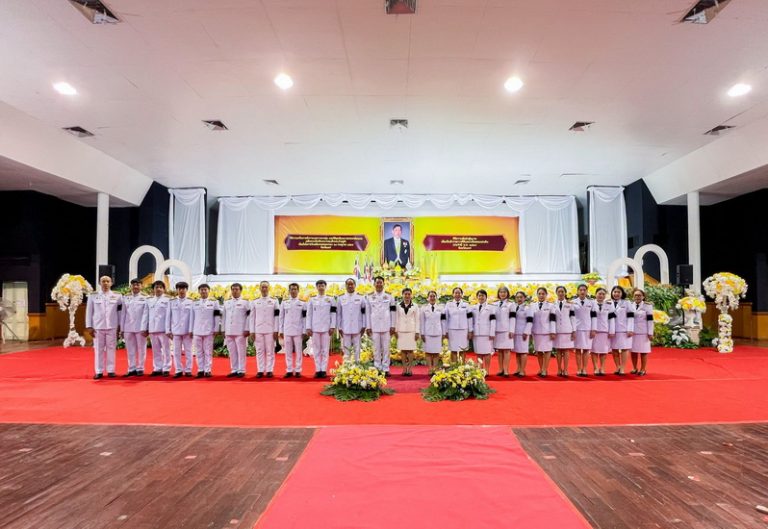 องค์การบริหารส่วนจังหวัดแพร่ ร่วมพิธีเจริญพระพุทธมนต์และทำบุญตักบาตรถวายพระราชกุศล, พิธีทางศาสนามหามงคล และร่วมกันถวายสัตย์ปฏิญาณเพื่อเป็นข้าราชการที่ดีและพลังของแผ่นดินประจำปี 2569