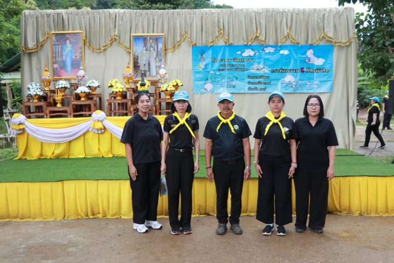 องค์การบริหารส่วนจังหวัดแพร่ ร่วมกิจกรรมจิตอาสาพัฒนา เนื่องในวันคล้ายวันพระราชสมภพ สมเด็จพระนางเจ้าสิริกิติ์ พระบรมราชินีนาถ พระบรมราชชนนีพันปีหลวง (วันแม่แห่งชาติ)
