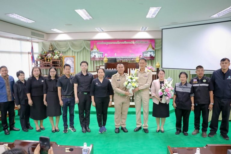องค์การบริหารส่วนจังหวัดแพร่ ให้การต้อนรับนายกองค์การบริหารส่วนจังหวัดลำพูนและคณะ, องค์การบริหารส่วนจังหวัดเชียงใหม่, องค์การบริหารส่วนจังหวัดพะเยา และ ดร.พรรณสิริ กุลนาถศิริ อดีตนายกองค์การบริหารส่วนจังหวัดสุโขทัย