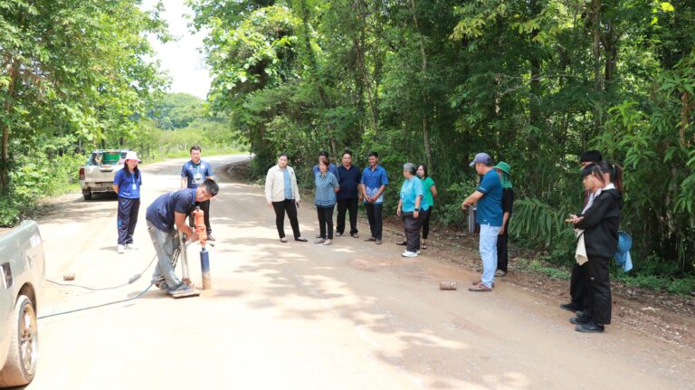 ตรวจติดตามโครงการปรับปรุงผิวทางแอสฟัลท์ติกคอนกรีต สาย พร.ถ. 1-0040 บ้านวังเย็น – บ้านผาจั๊บ อำเภอวังชิ้น จังหวัดแพร่ (งบอุดหนุนเฉพาะกิจ ประจำปีงบประมาณ 2566)